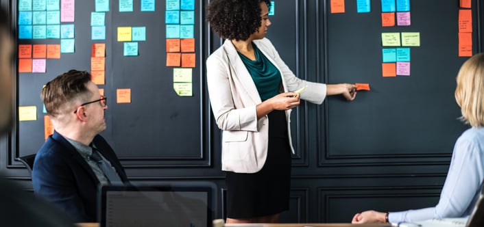 Prendre des décisions stratégiques : 4 solutions à implanter